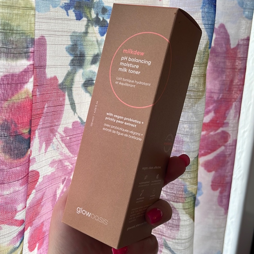GlowOasis Milkdew Toner NIB